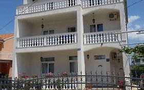 Apartments Ljubica